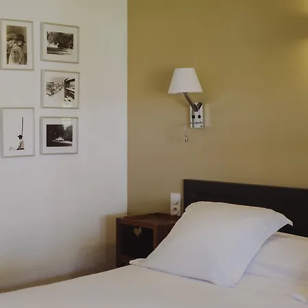Oustau Camarguen & 4*