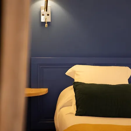 Oustau Camarguen & Hotel 4*