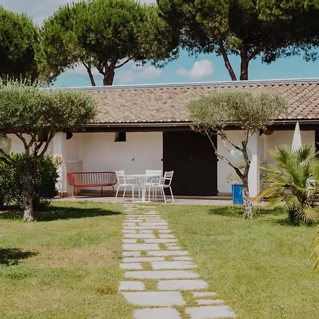 Oustau Camarguen & Hotel Le Grau-du-Roi