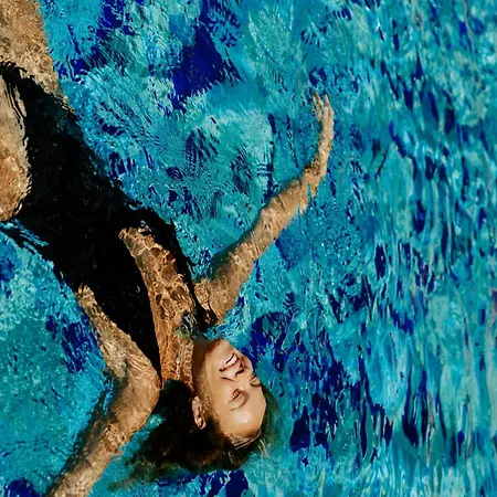 Oustau Camarguen & 4*